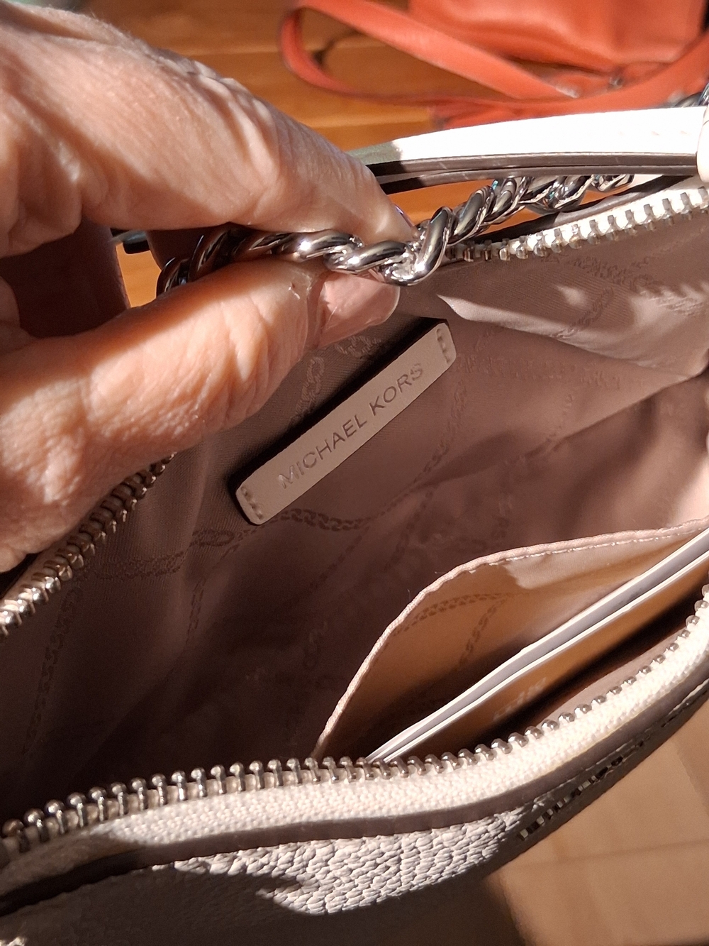 Michael Kors Pebbled White Leather Chain-Handle Shoulder Bag - Picture 3 of 4